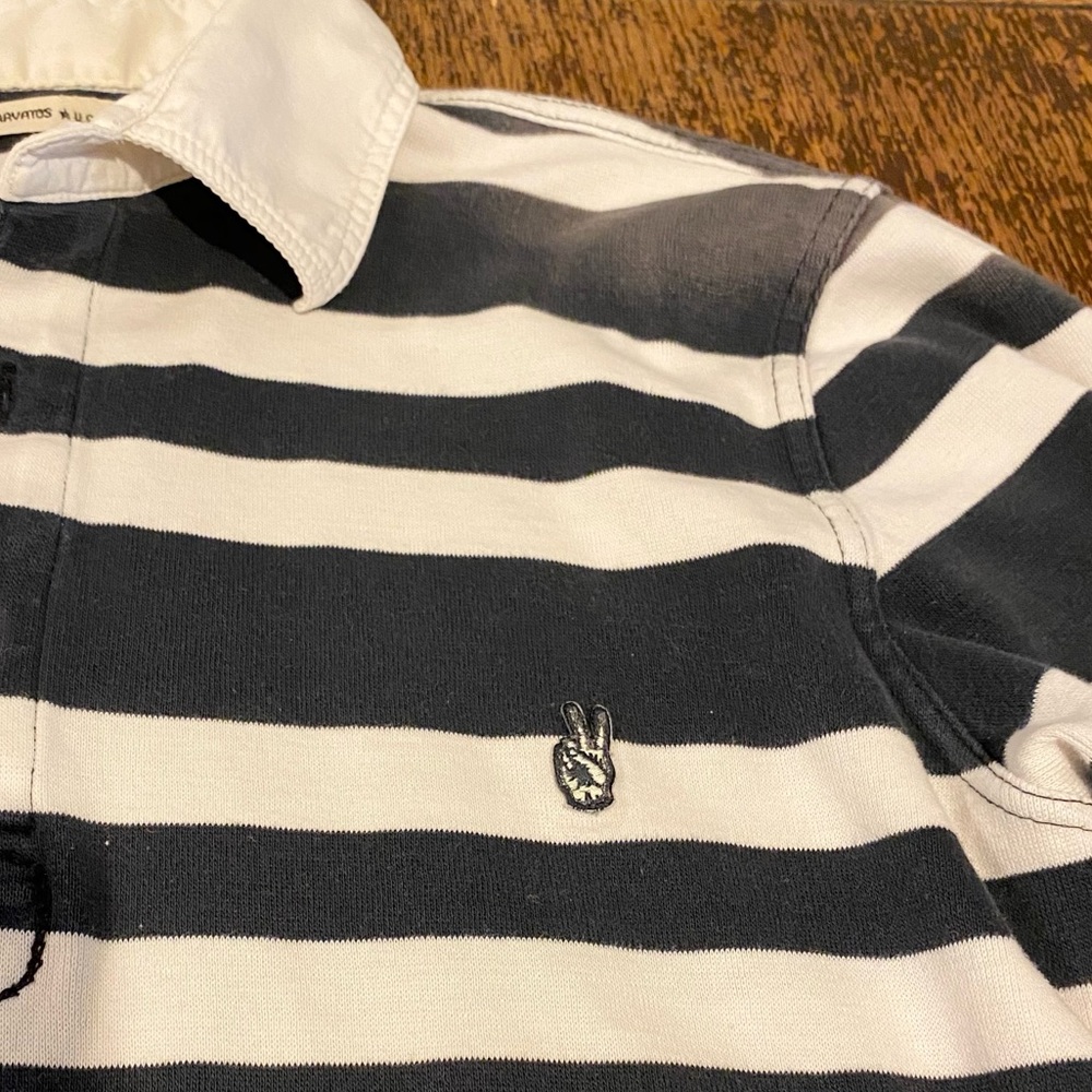 SALTBURN John Varvatos stripey Rugby Shirt black and white stripe polo - Picture 2 of 5